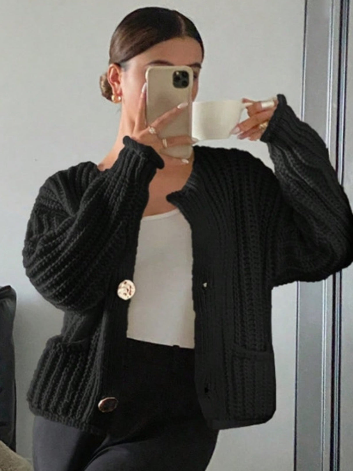 Three-button Pocket Round Neck Long Sleeve Cardigans