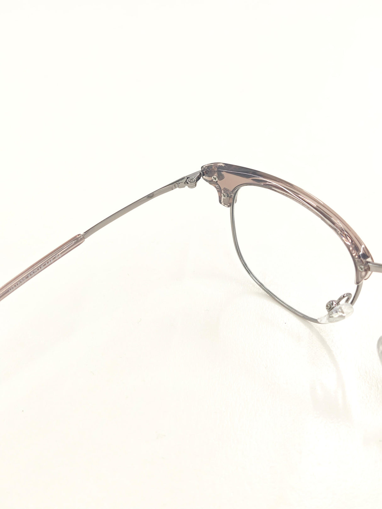 Solid Color Semi-transparent Eyeglasses