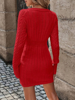 Midikleider aus gedrehtem Garn, die Taille und Hüfte betonen