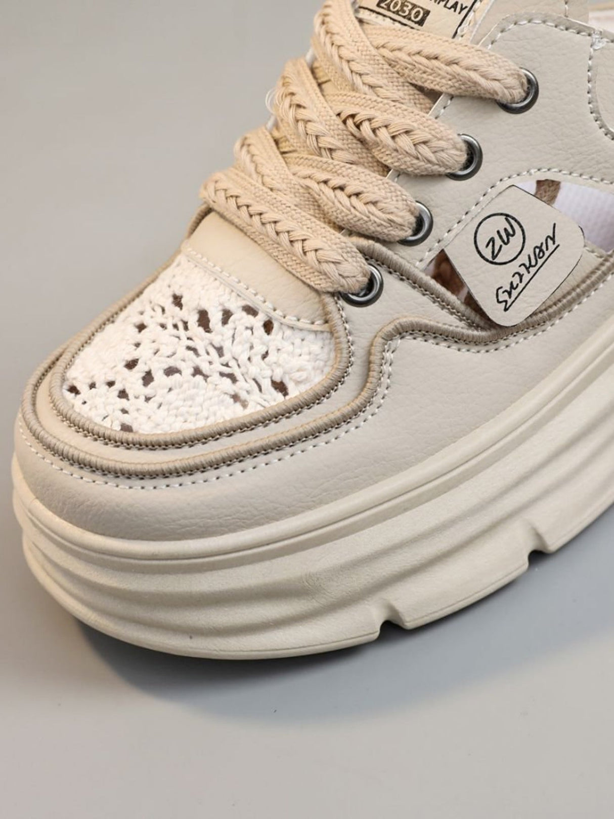 Women's Casual Thick-soled Sneakers