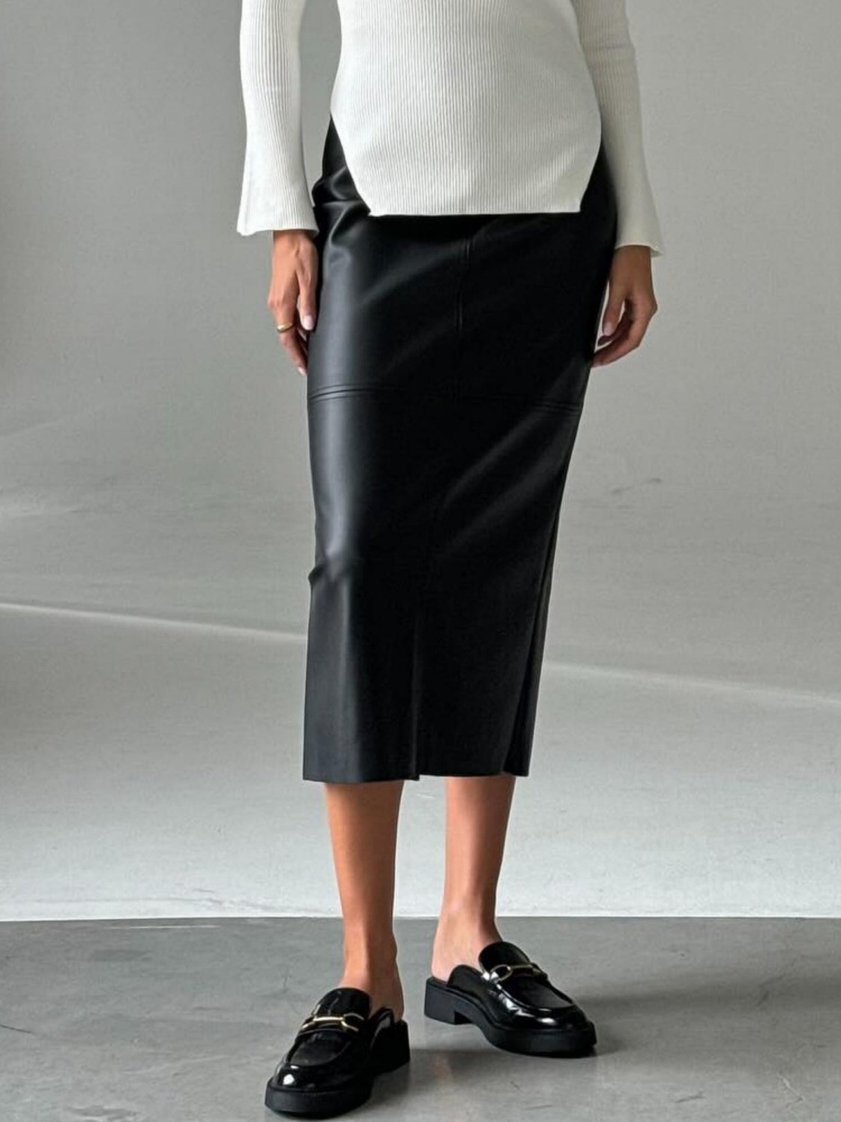 Leather Stitching High-waisted Back Slit Long Skirts