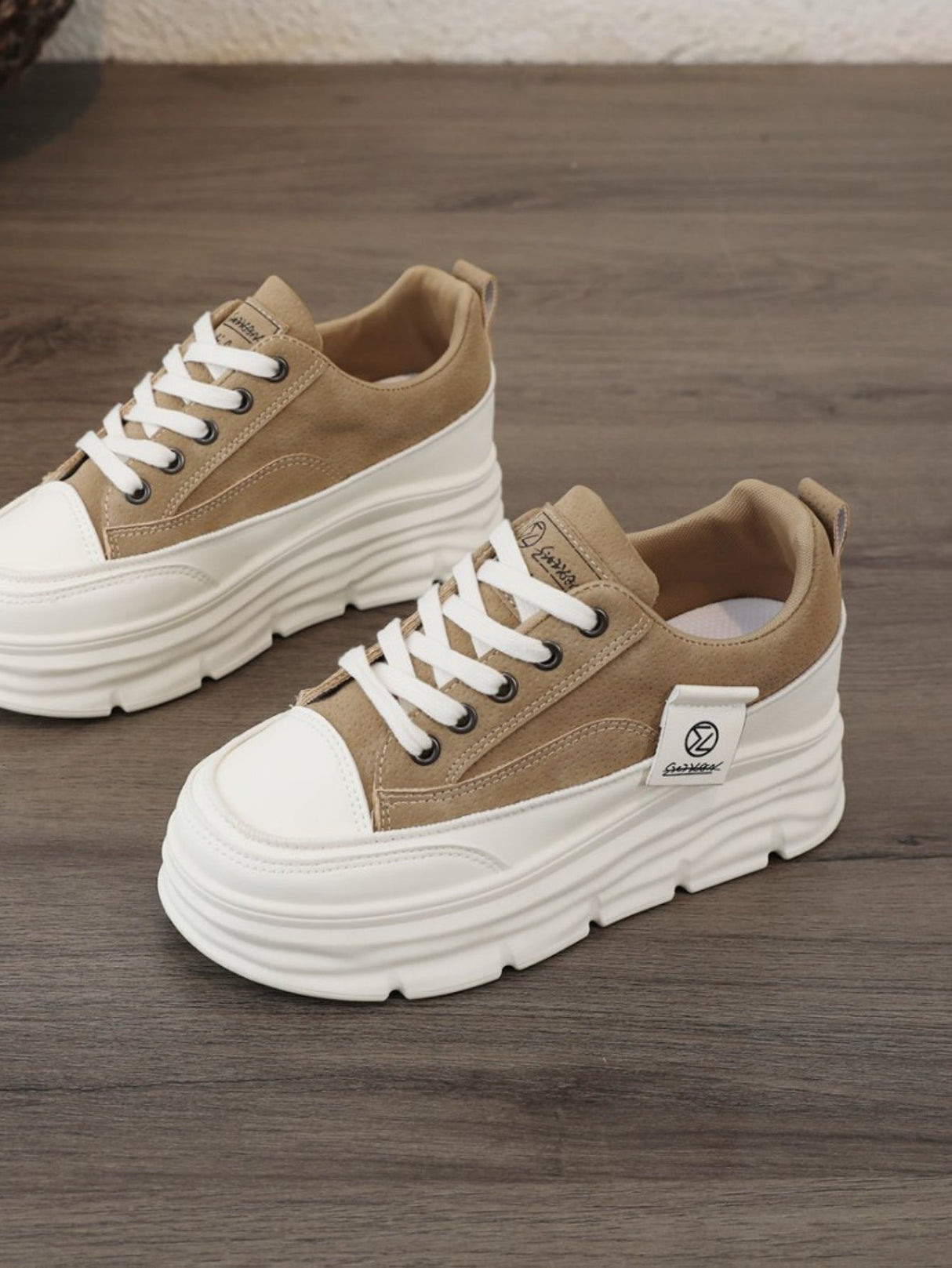 Colorblock Thick-Sole Women's Casual Sneakers