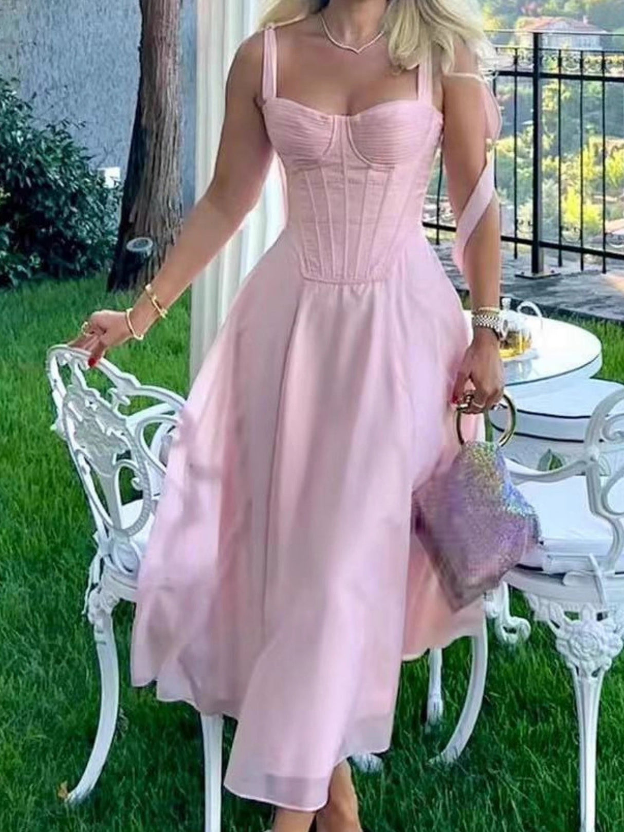 Robe longue bustier plissée à col halter Butterfly Contains Fish Bones