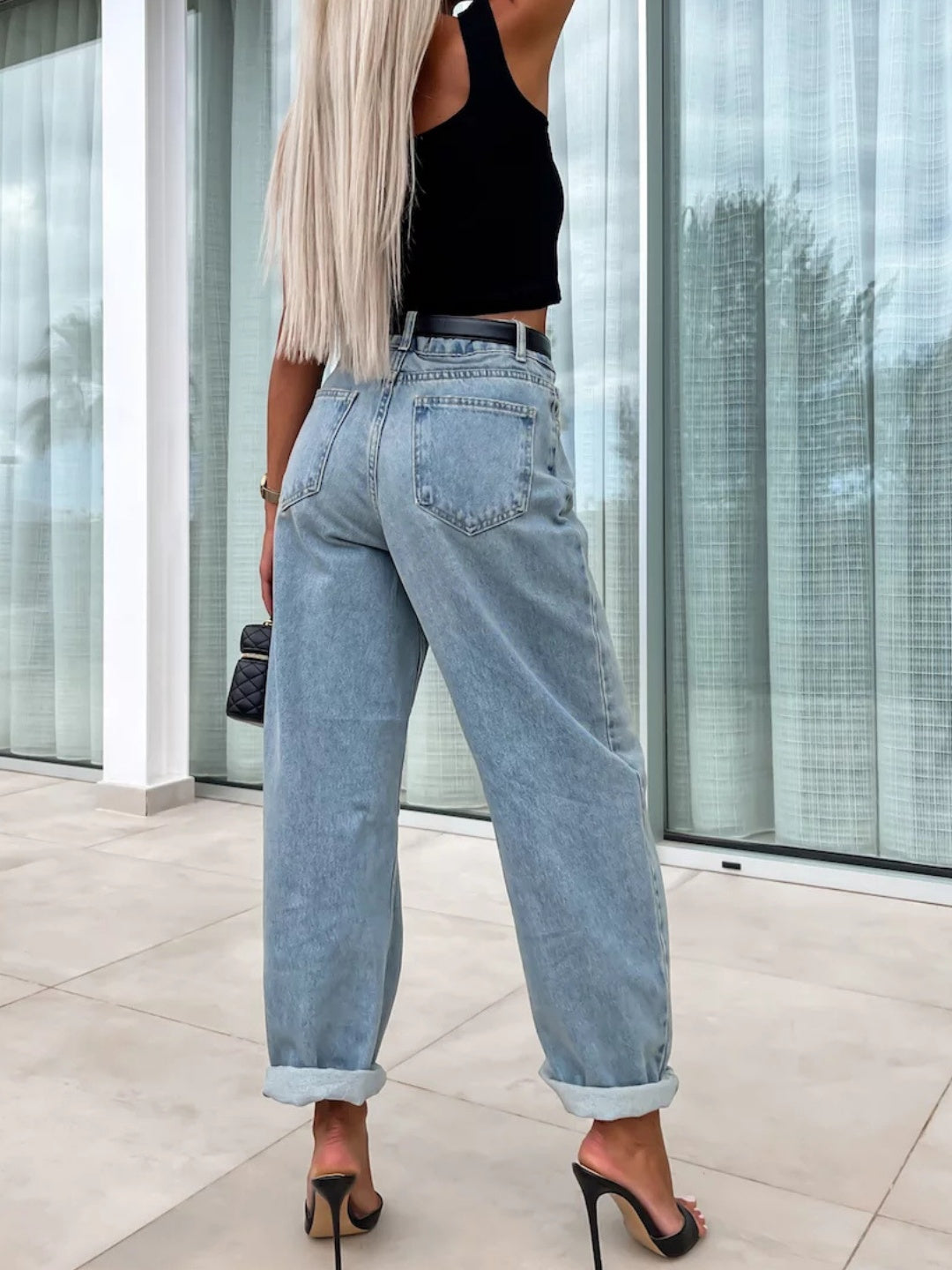 Loose Distressed Jeans