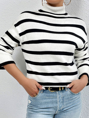 Streifen, kontrastierende Farben, überschnittene Schultern, lockere Pullover