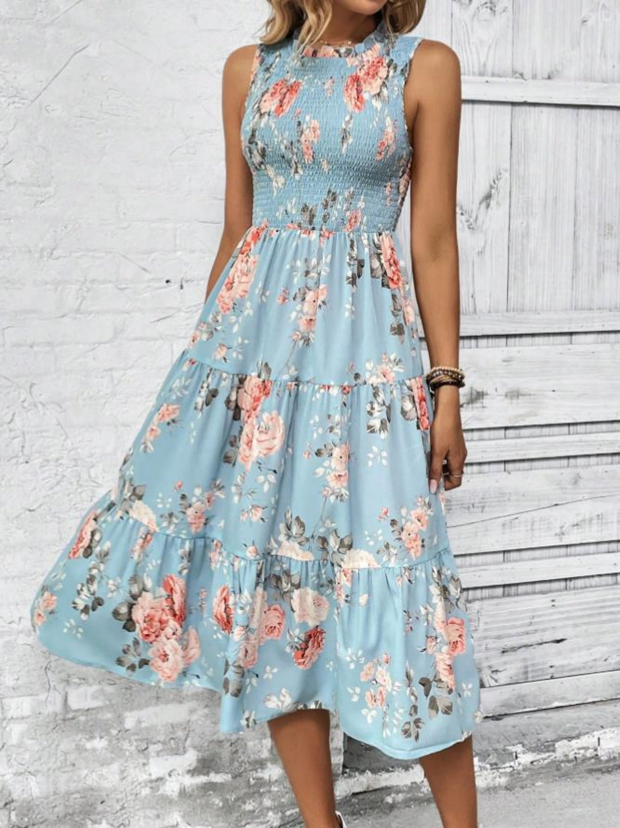 Floral Print Round Neck Sleeveless Maxi Dresses