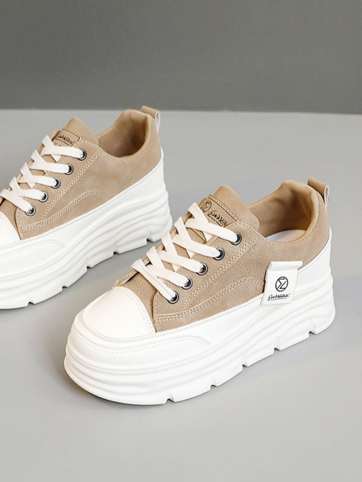 Colorblock Thick-Sole Women's Casual Sneakers