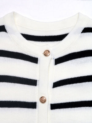 Women's Buttons Black and white striped knitted cardigan