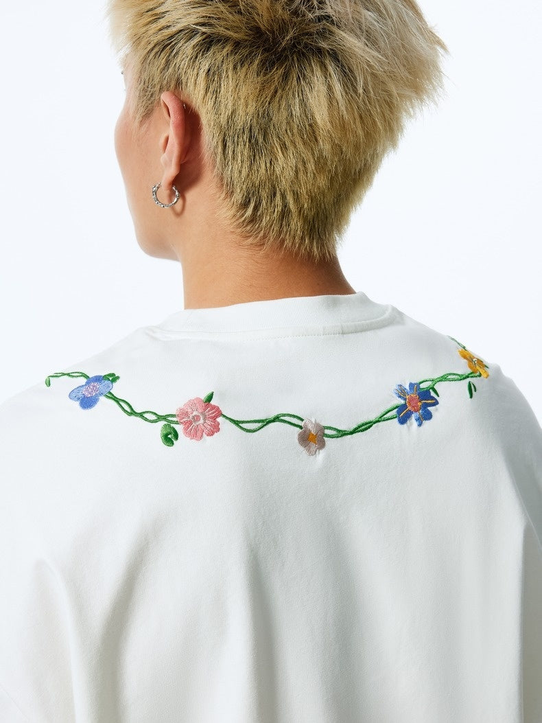 Retro Floral Embroidery T-shirts