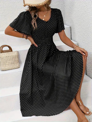 Polka Dots V-neck Waist Shaping Short Sleeves Maxi Dresses