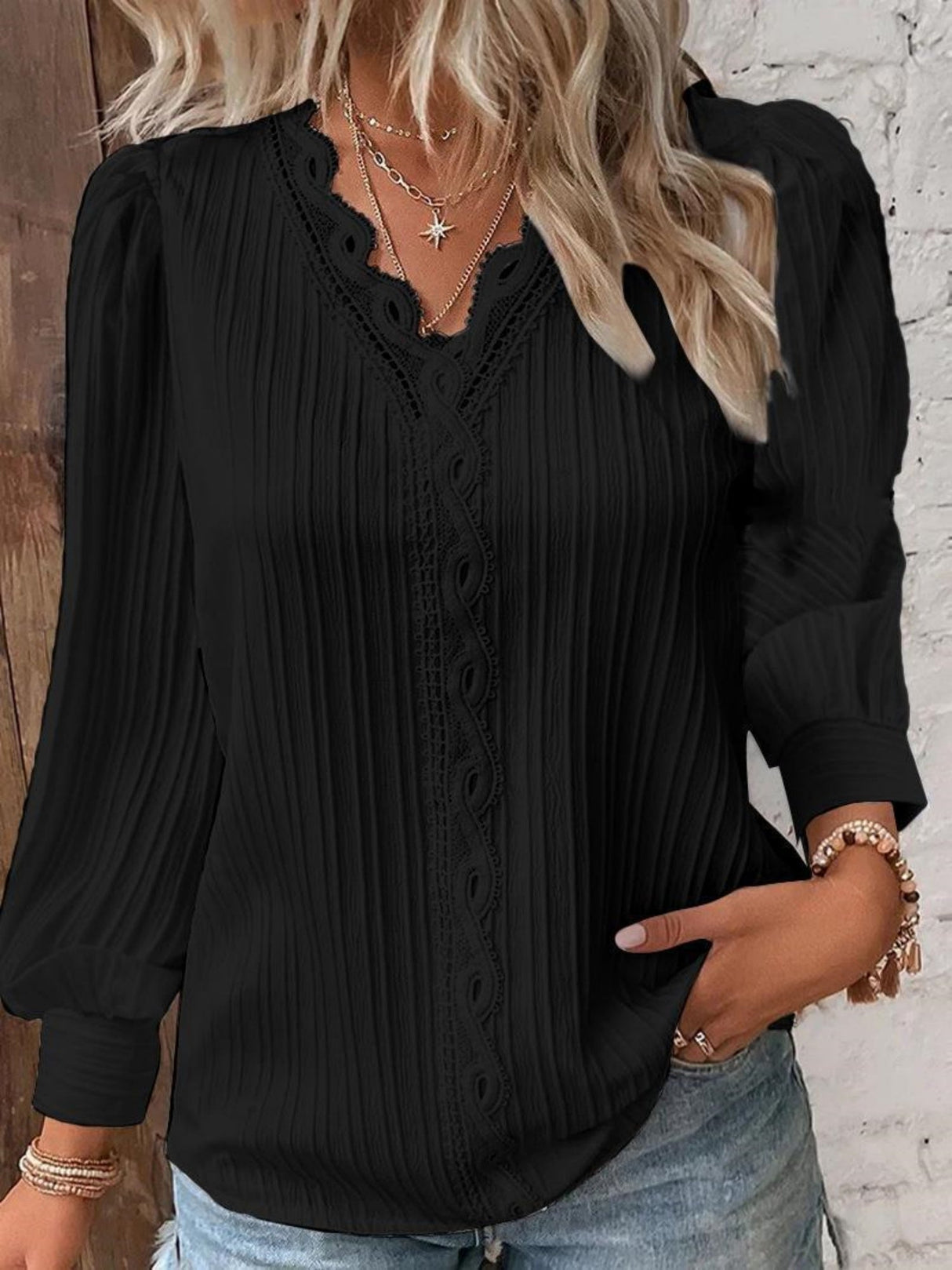 Lace Trim V-neck Long Sleeve Shirt T-shirts