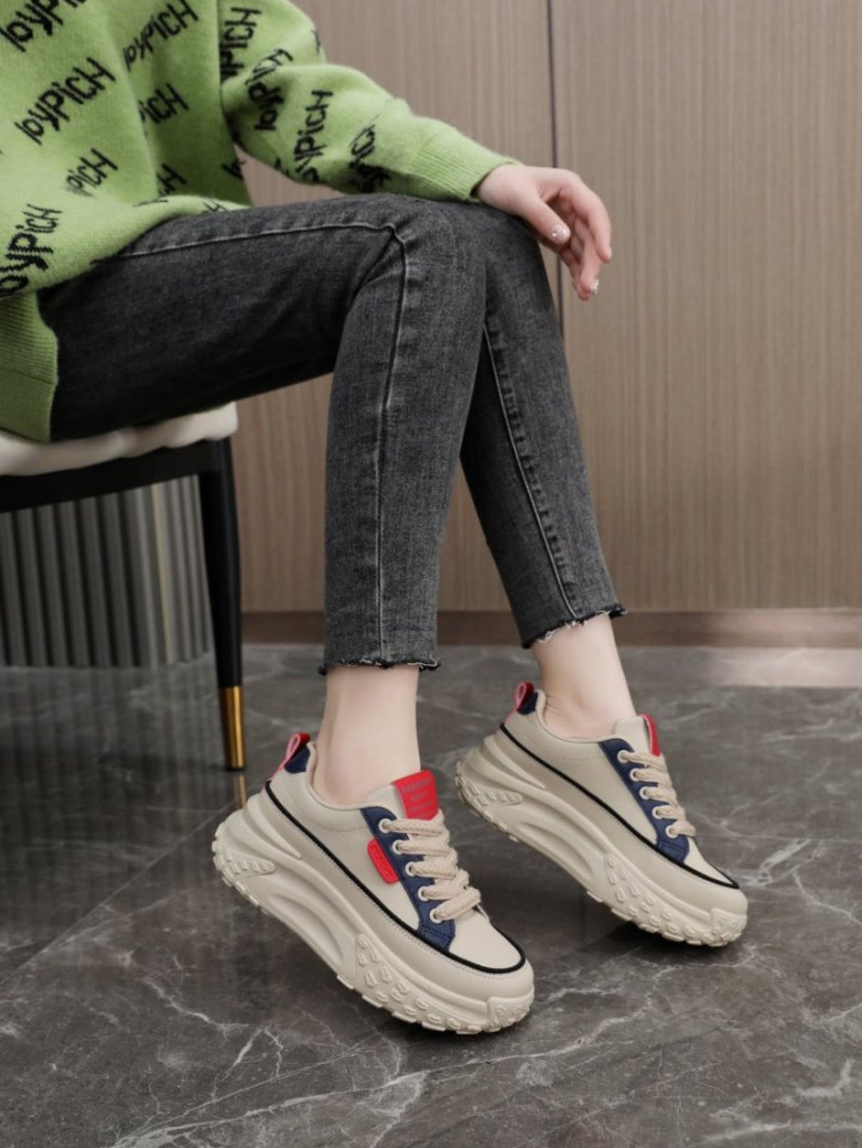 Women's Thick-soled Casual Sneakers