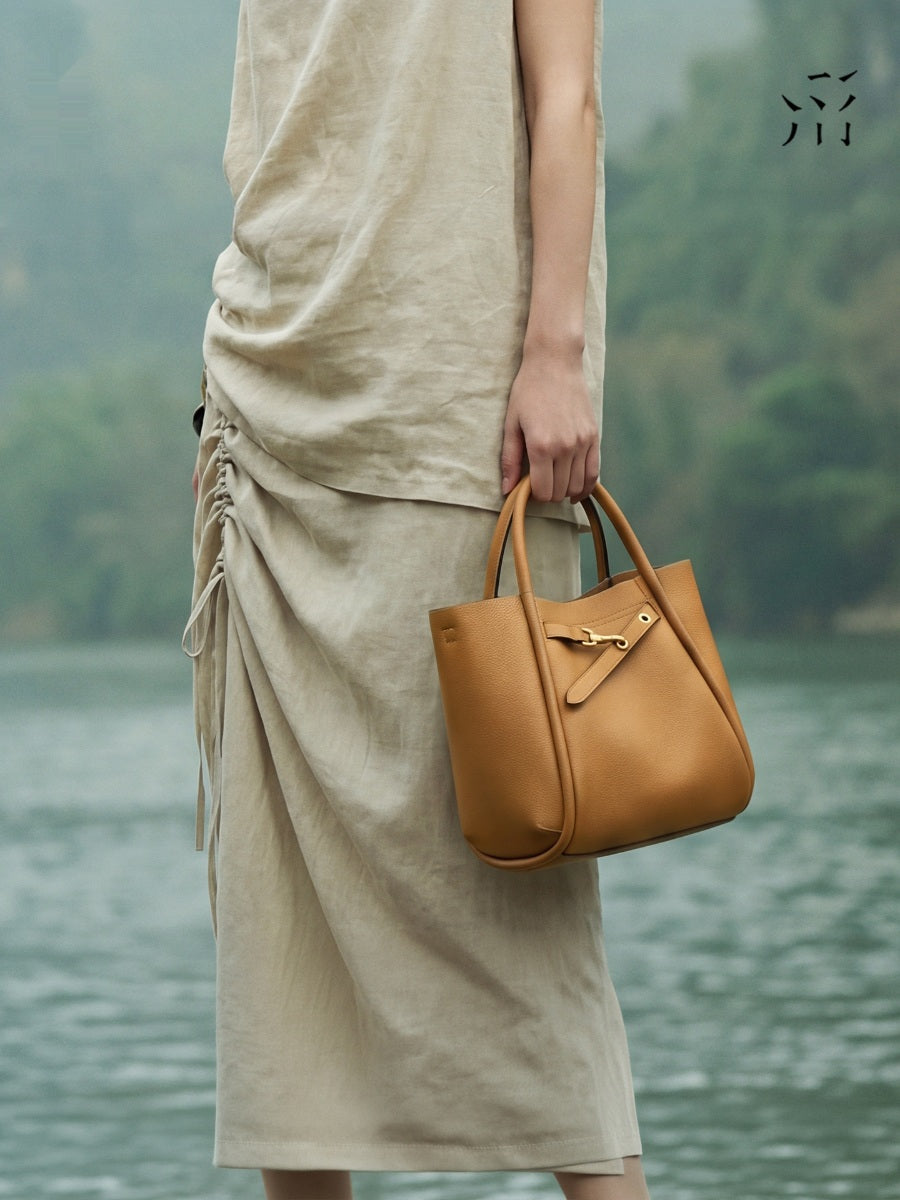 Straightforward Small Rice Basket, Vegetable Tanned Top Grain Cowhide Leather Commuter Summer Handbag, Water Bucket, Women's Tote Bag