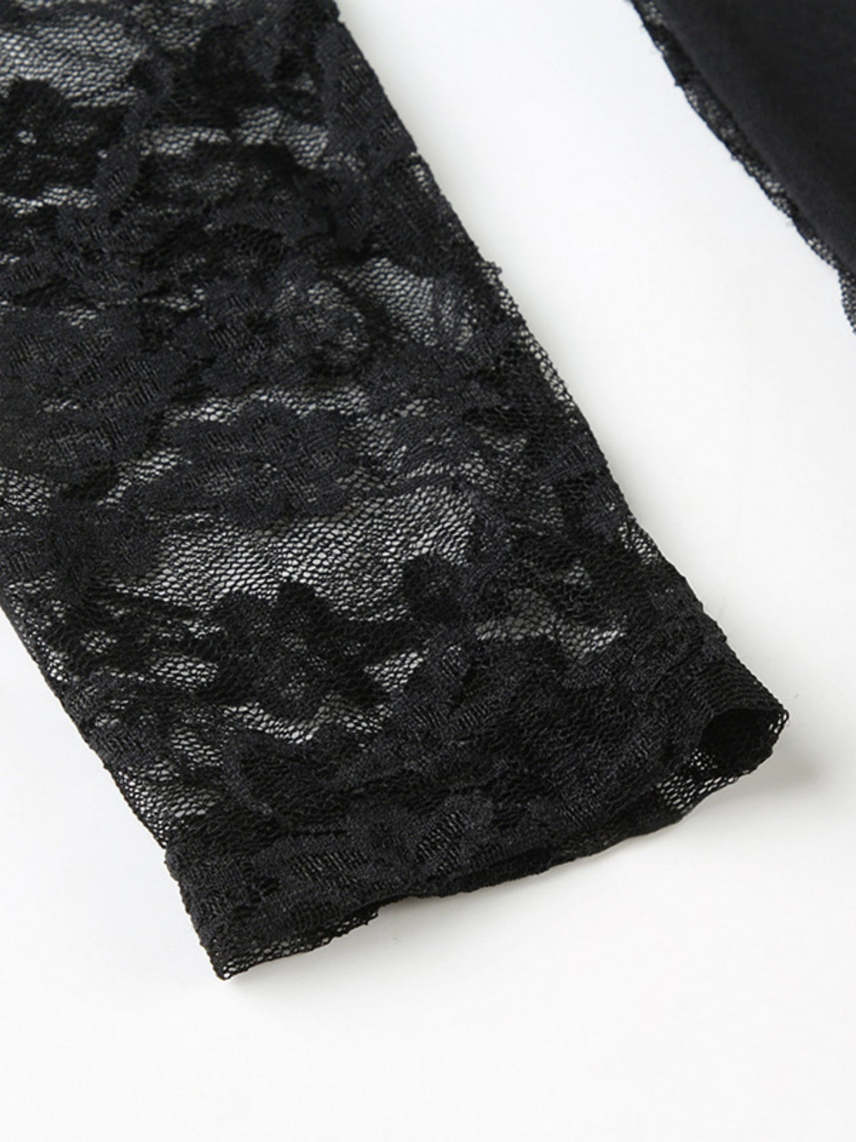 T-shirt sexy à manches longues, col rond et dos nu, orné de patchwork en dentelle