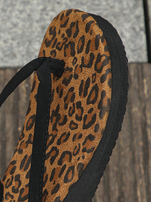 Leopard Print Wedge Flip-flops