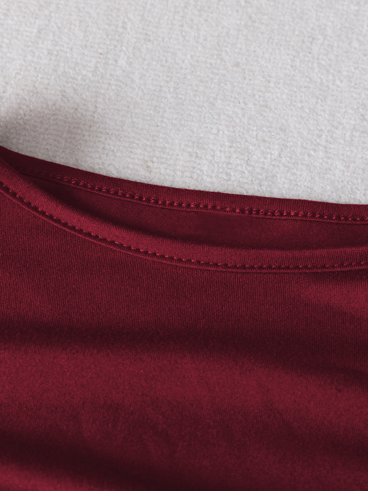 Burgundy Long-sleeved Round Neck Pleated Maxi Dress