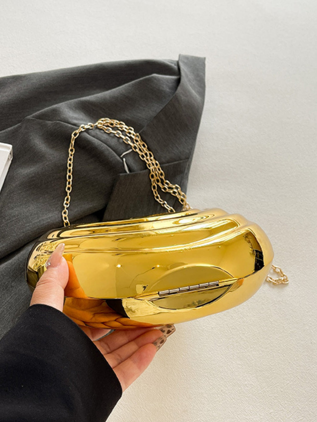 Acrylic Glossy Irregular-shaped Clutch/crossbody Bag For Evening Events