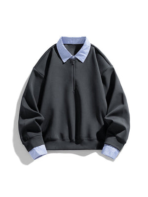 Poloshirt mit Streifenmuster und angedeuteter Lage