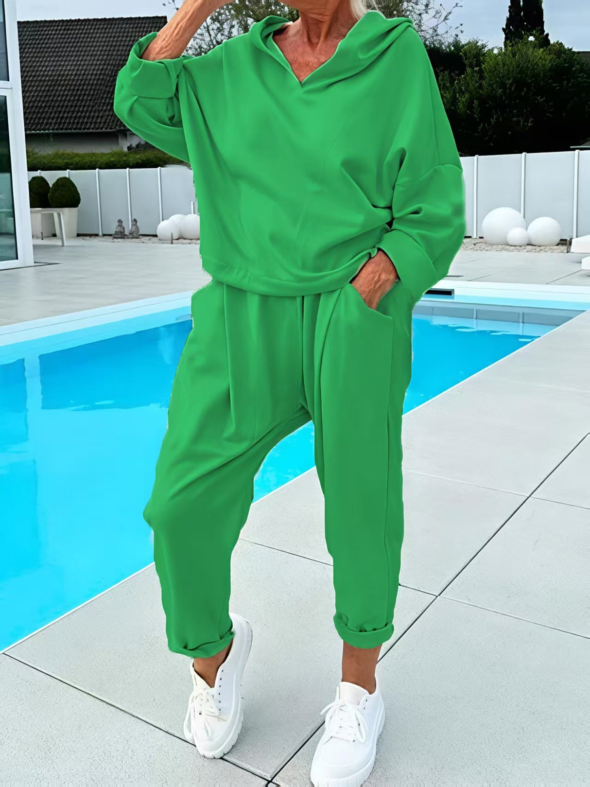 Ensembles 2 pièces comprenant un sweat à capuche et un pantalon de couleur unie