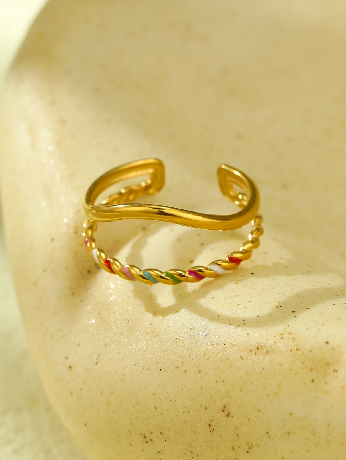 Elegant Colorful Rings