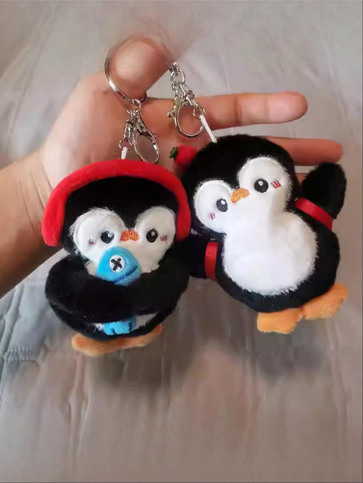 Plüsch-Pinguin-Schlüsselanhänger