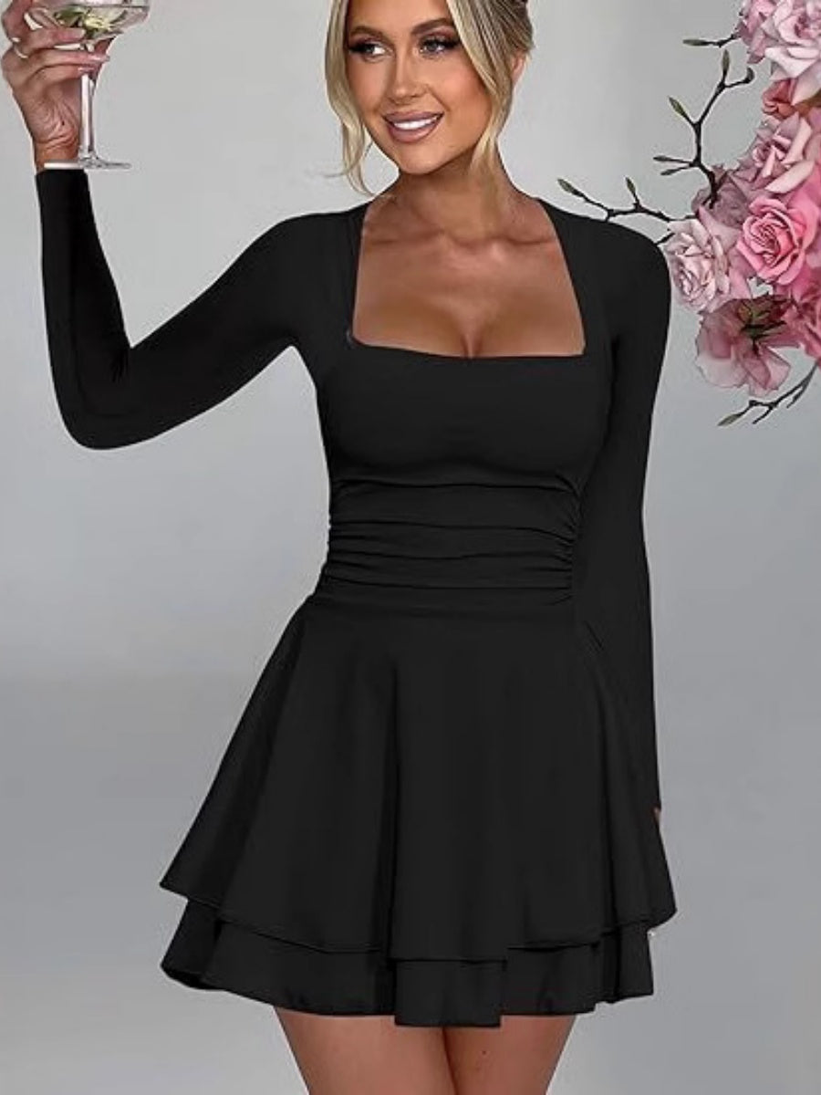 Mini- und Kurzkleider mit eckigem Ausschnitt, langen Ärmeln, Falten, einfarbig, figurbetont