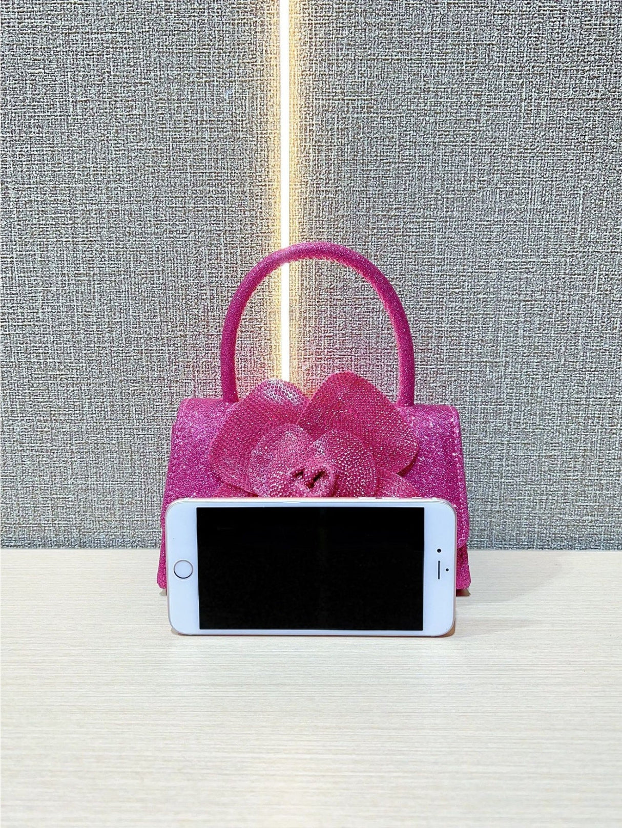 Liber Four Seasons ACC Flower Small Square Bun