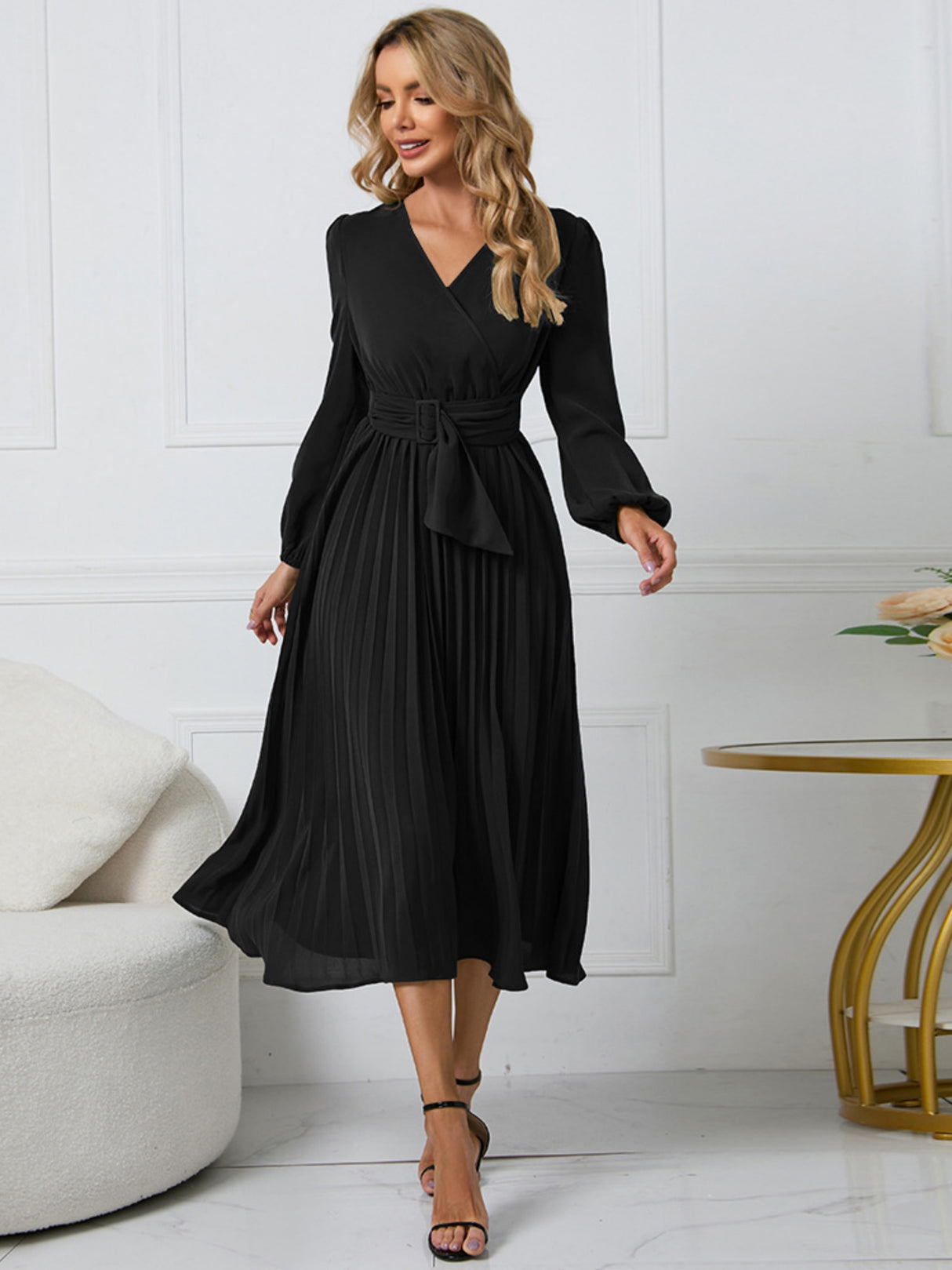 Pleated Skirt V-neck Tie Maxi Dresses