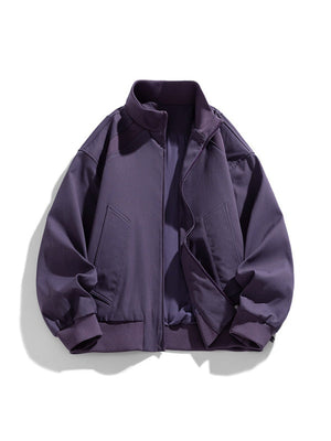 Minimalismus, klare Linien, lockere Jacken