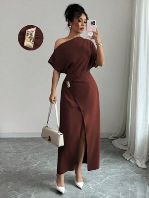 Off-shoulder Slit Commuting Maxi Dresses