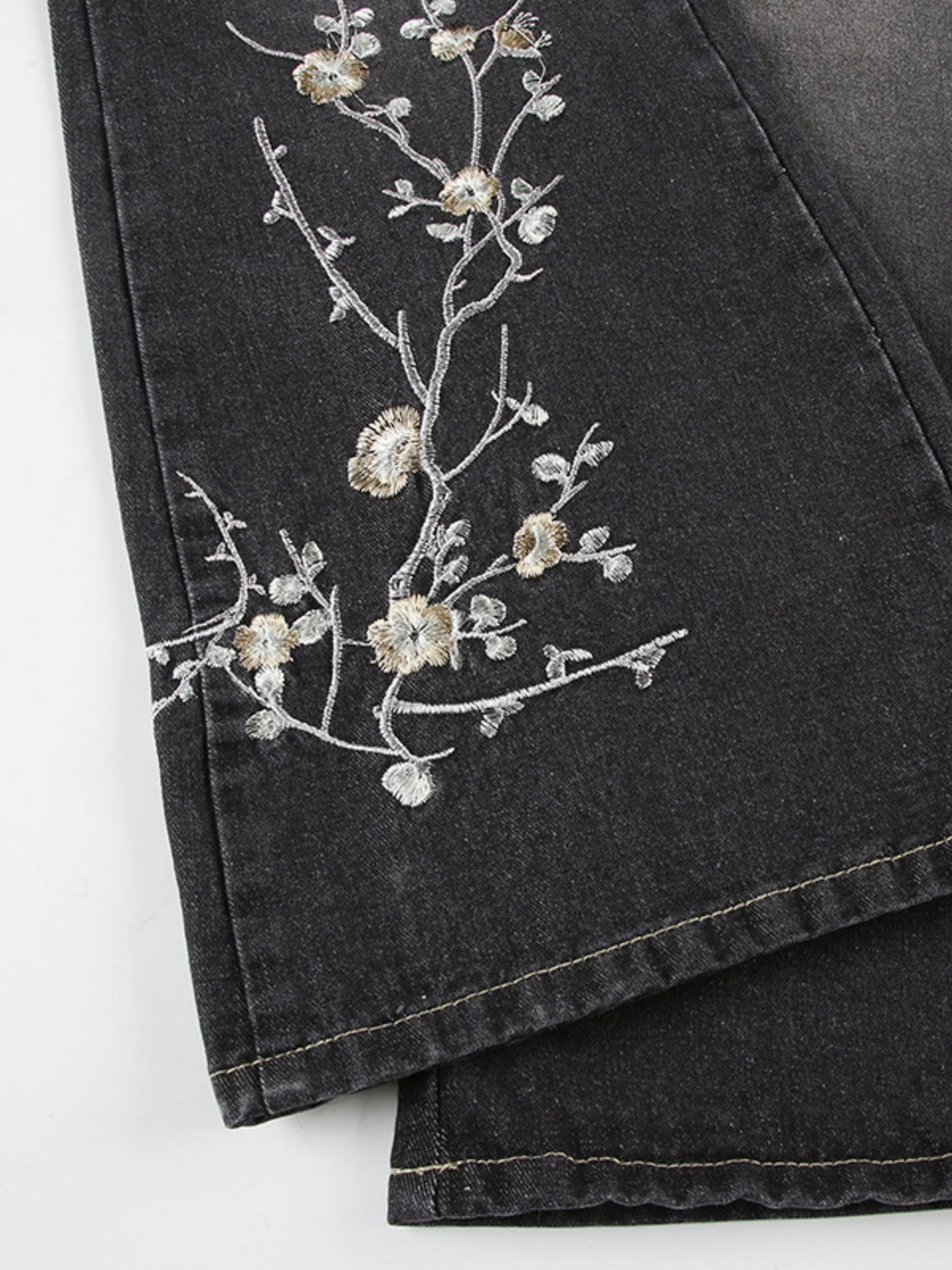 Floral Embroidery Retro Bell-bottoms Jeans
