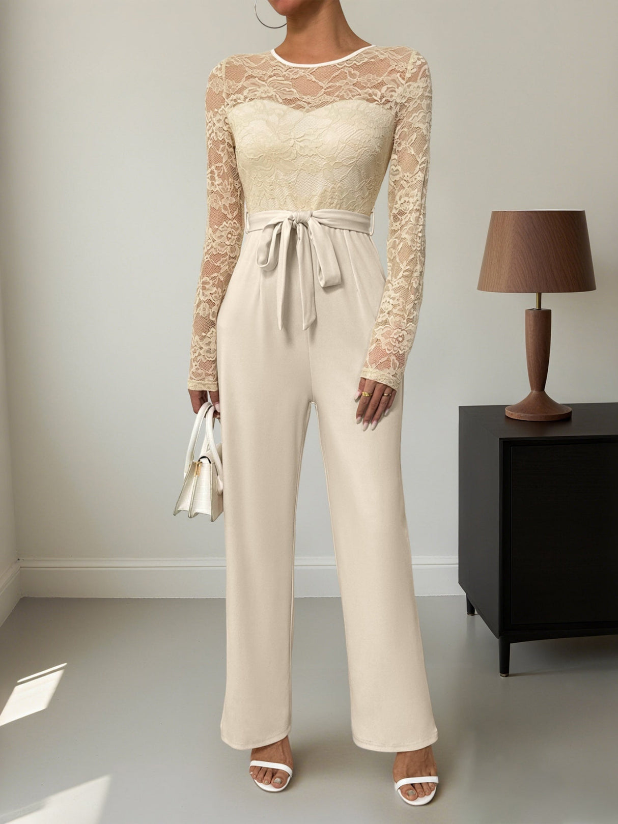 Combinaisons et bodys à jambes larges en patchwork de dentelle et perspective