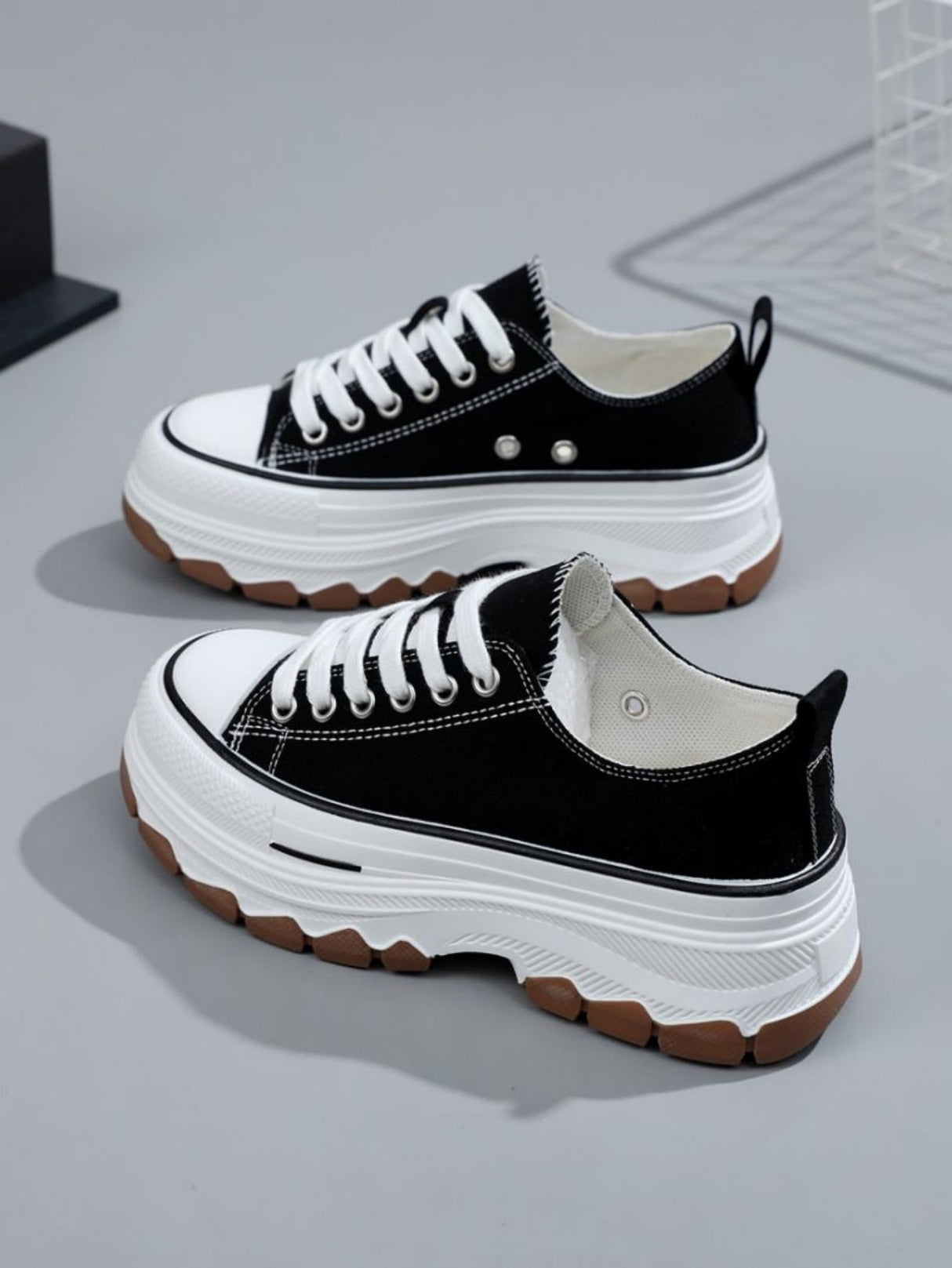 Women's Canvas Thick-soled Casual Sneakers