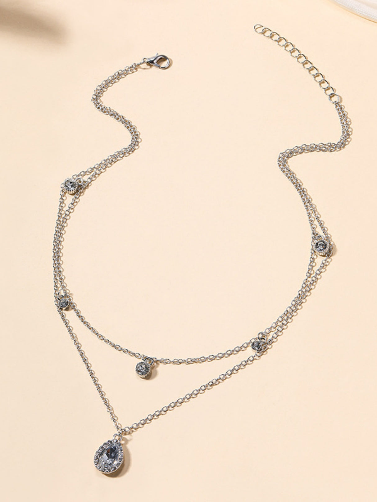 Gold-plated Teardrop Pendant Necklace