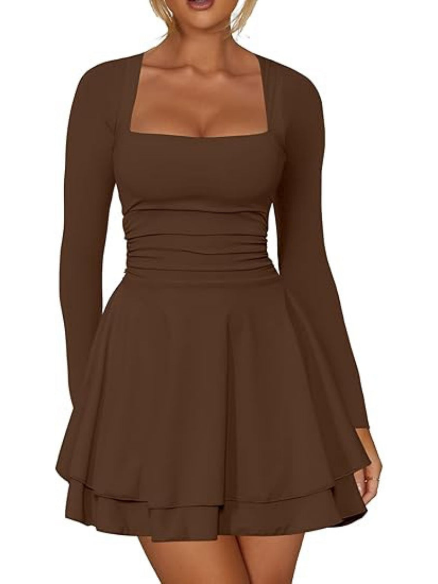 Mini- und Kurzkleider mit eckigem Ausschnitt, langen Ärmeln, Falten, einfarbig, figurbetont