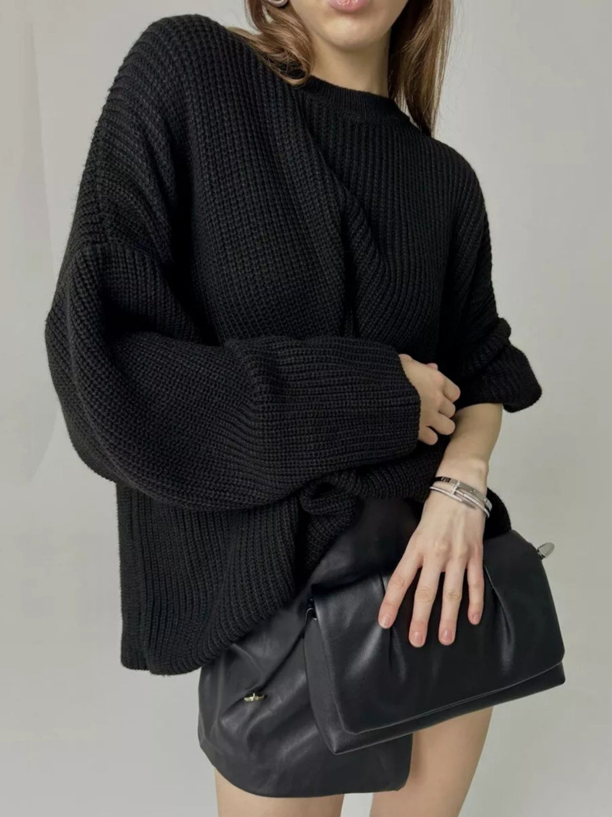 Liber Crew Neck Solid Color Knitted Sweater