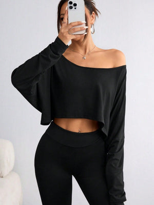 Black Off Shoulder Loose Navel T-shirts