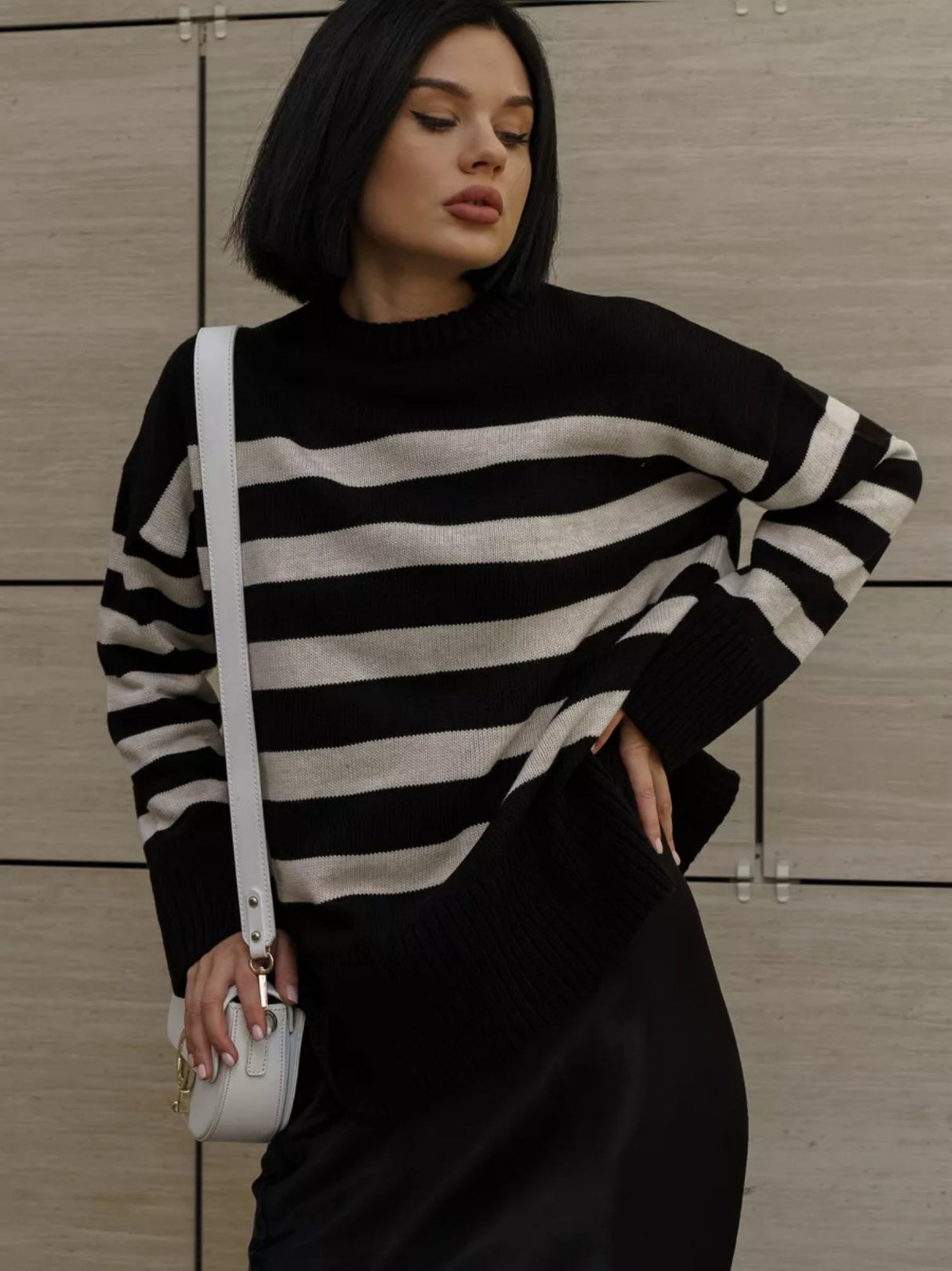 Liber Crew Neck Stripes Contrasting Colors Knitted Sweater