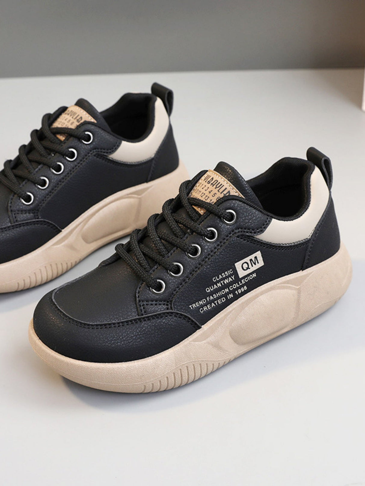 Women's Thick-soled Casual Sneakers