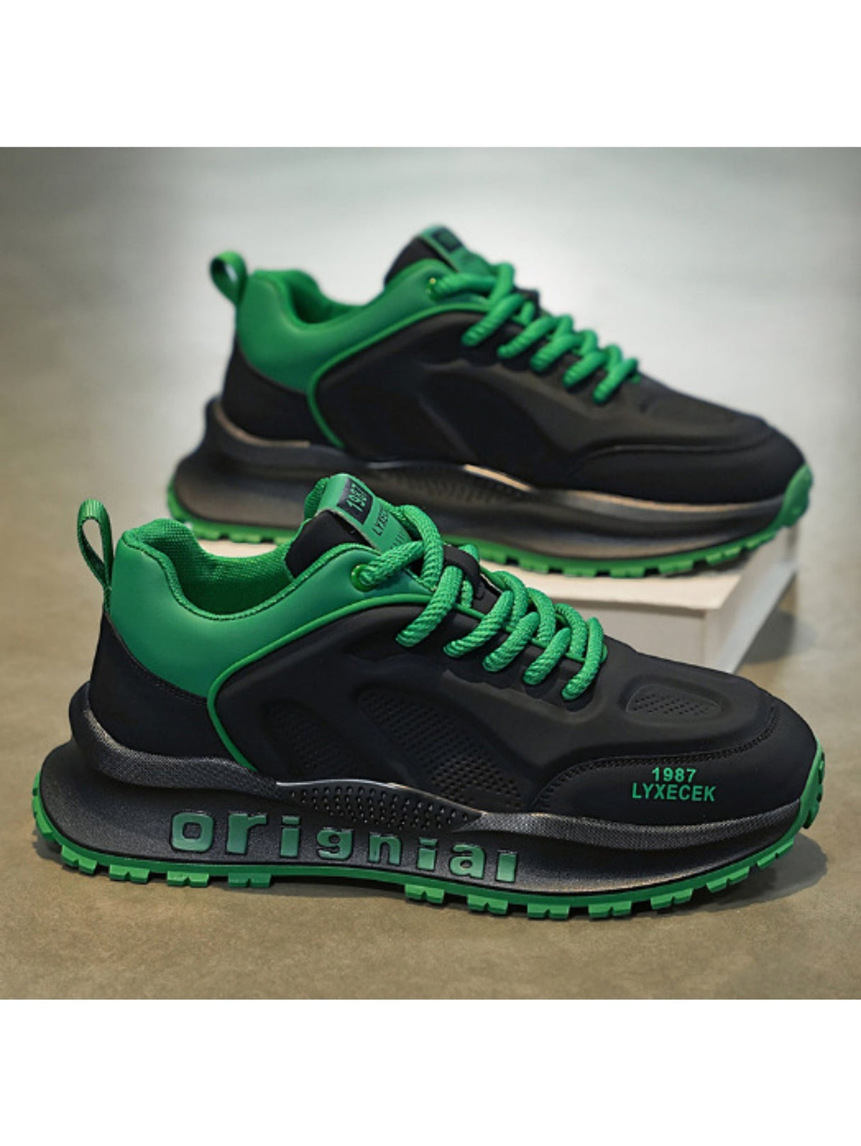 Liber Four Seasons Thick-soled Men's Casual Sports Shoes