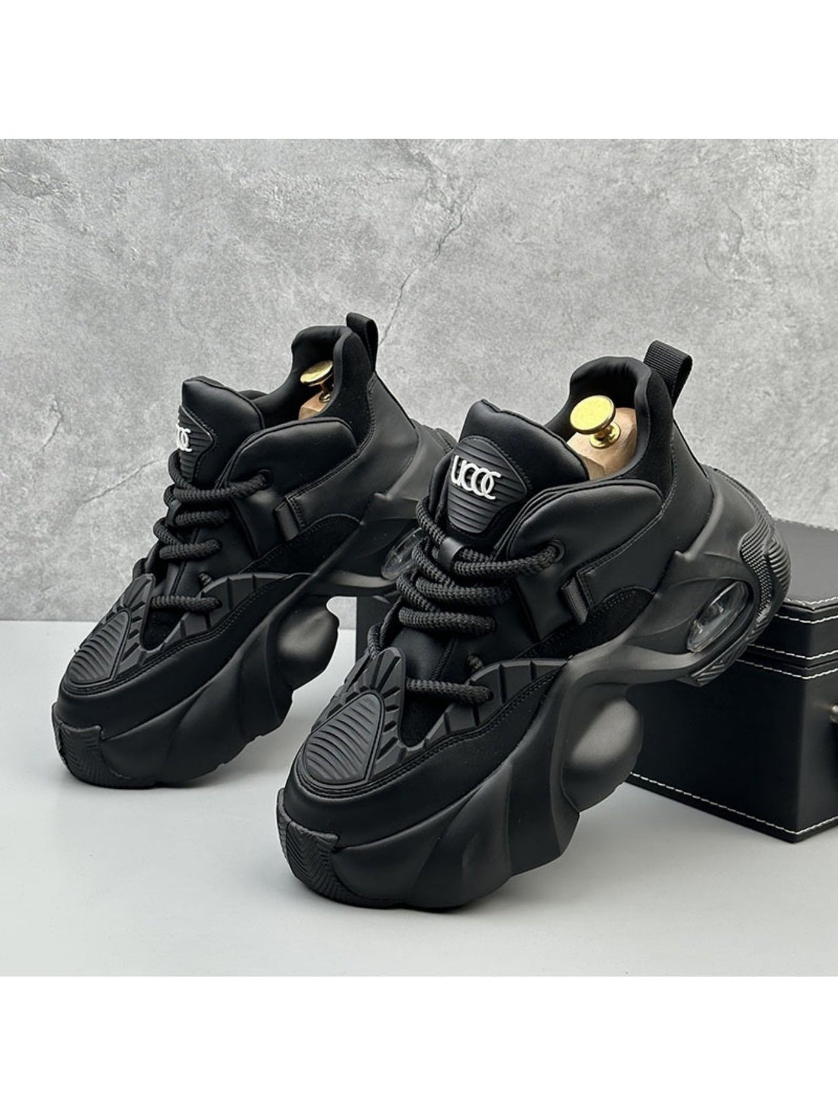 Liber Four Seasons Thick-soled Men's Casual Sports Shoes