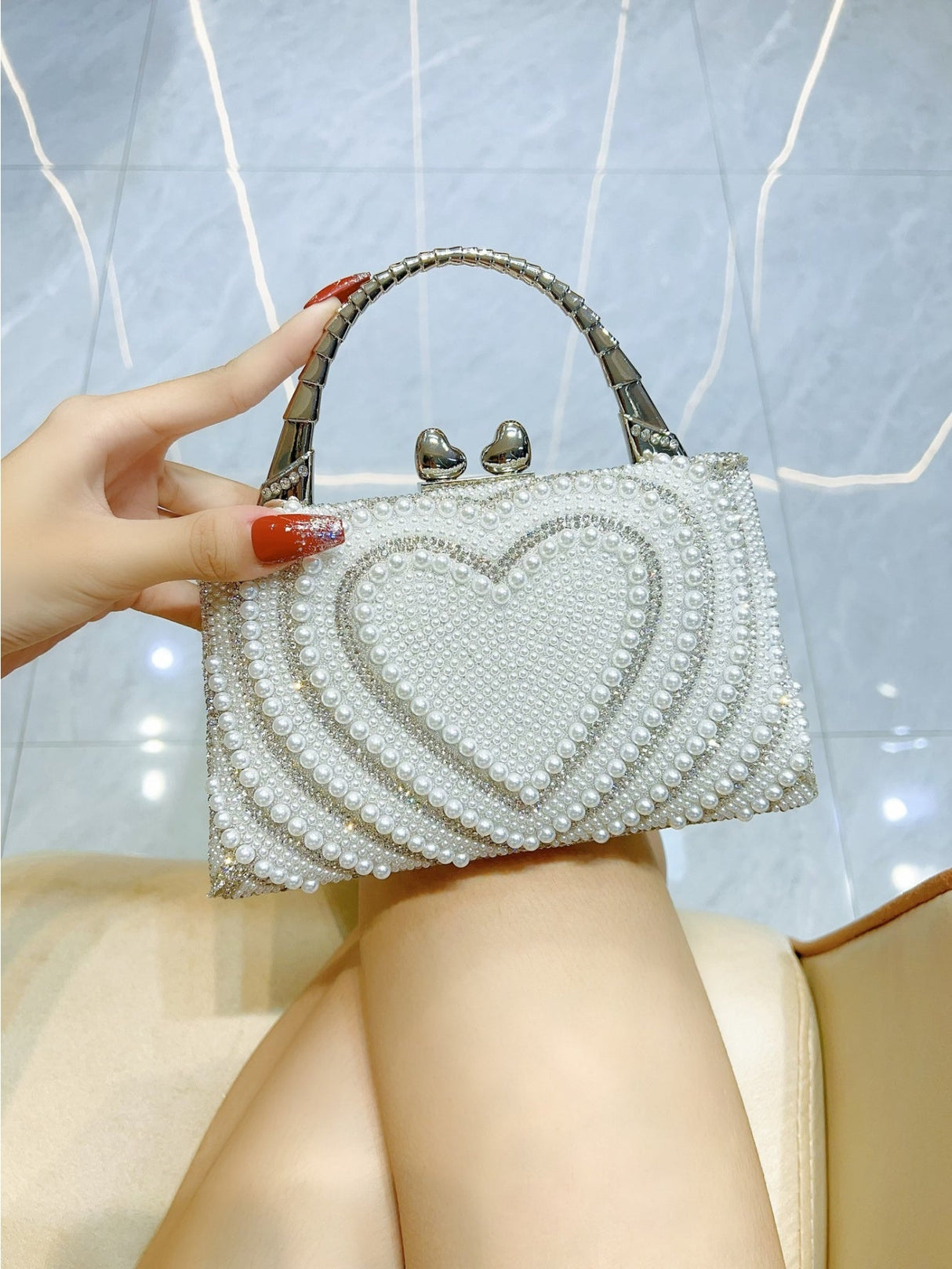 Liber Four Seasons ACC Pearl Love Saddle Bag
