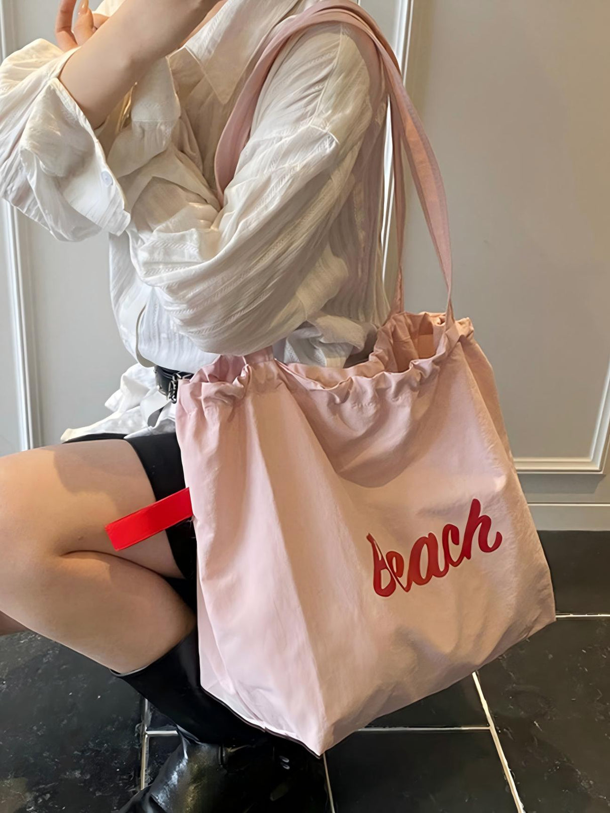 Letter Print Large Capacity Lightweight Drawstring Shoulder Bag