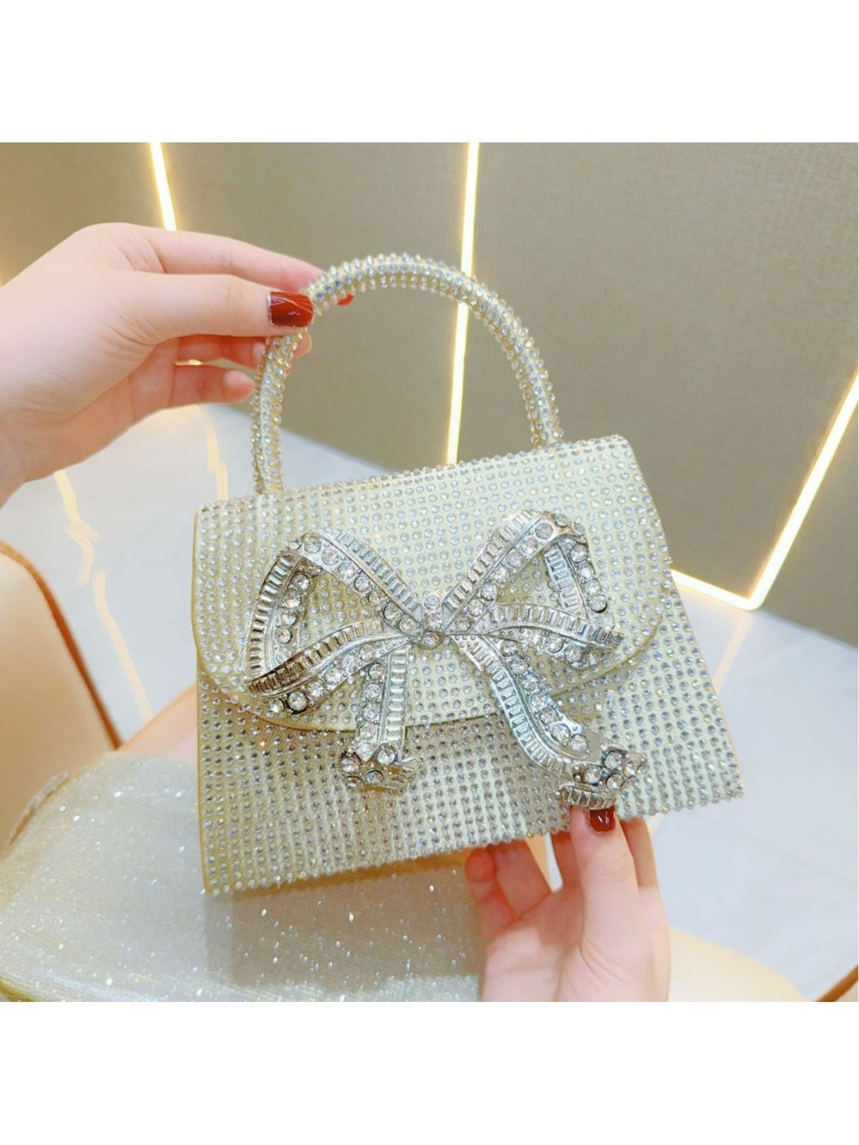 Liber Four Seasons ACC Diamond Bow Box Bag