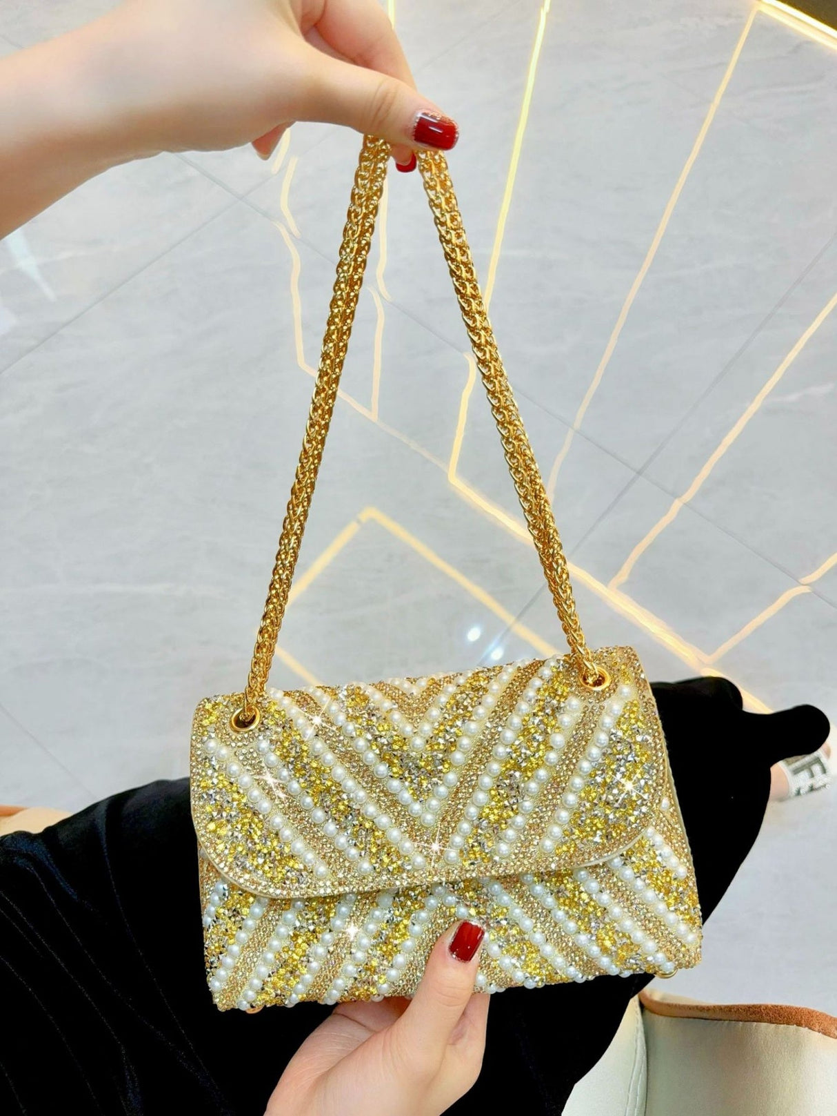 Liber Four Seasons ACC Diamond Pearl Underarm Bag