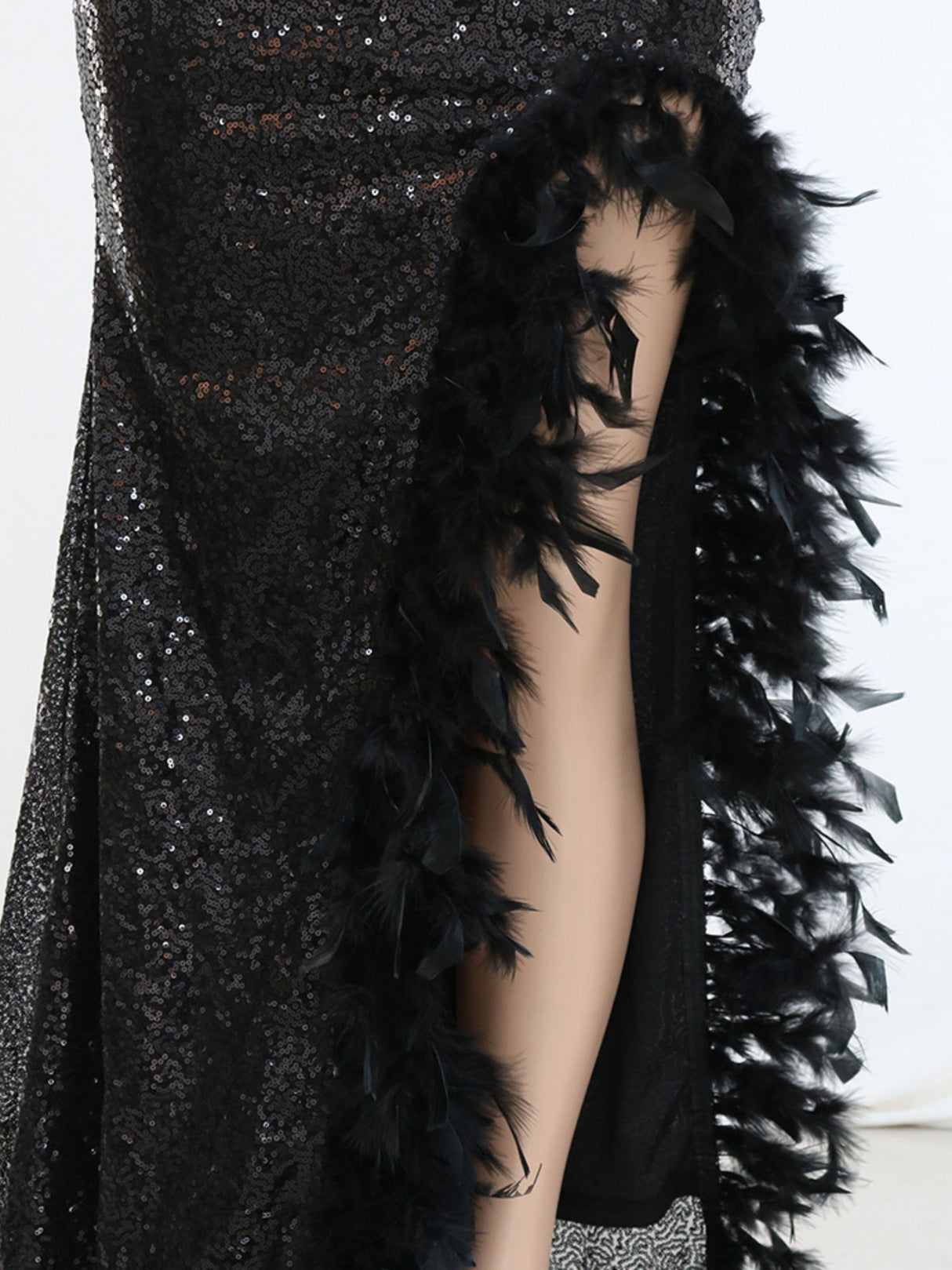 Feather Splicing Sequined V-neck Backless Evening Gown High-slit Suspenders Maxi Dresses