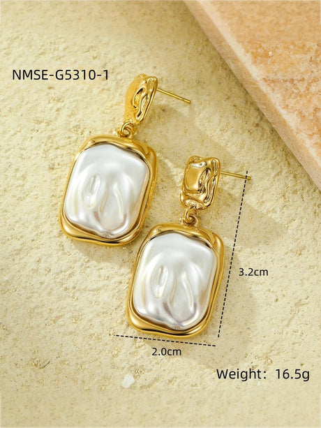 Sweet pearl shaped earrings