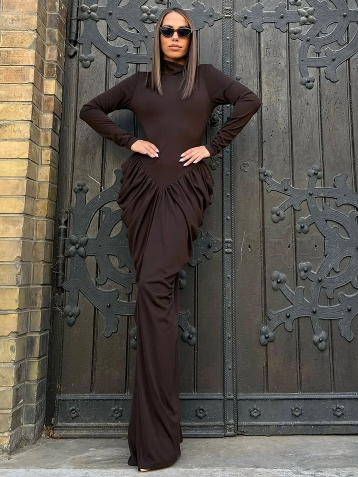 Sexy Slim Fit Solid Color Long-sleeved Dress With Pleated Hips And Waist