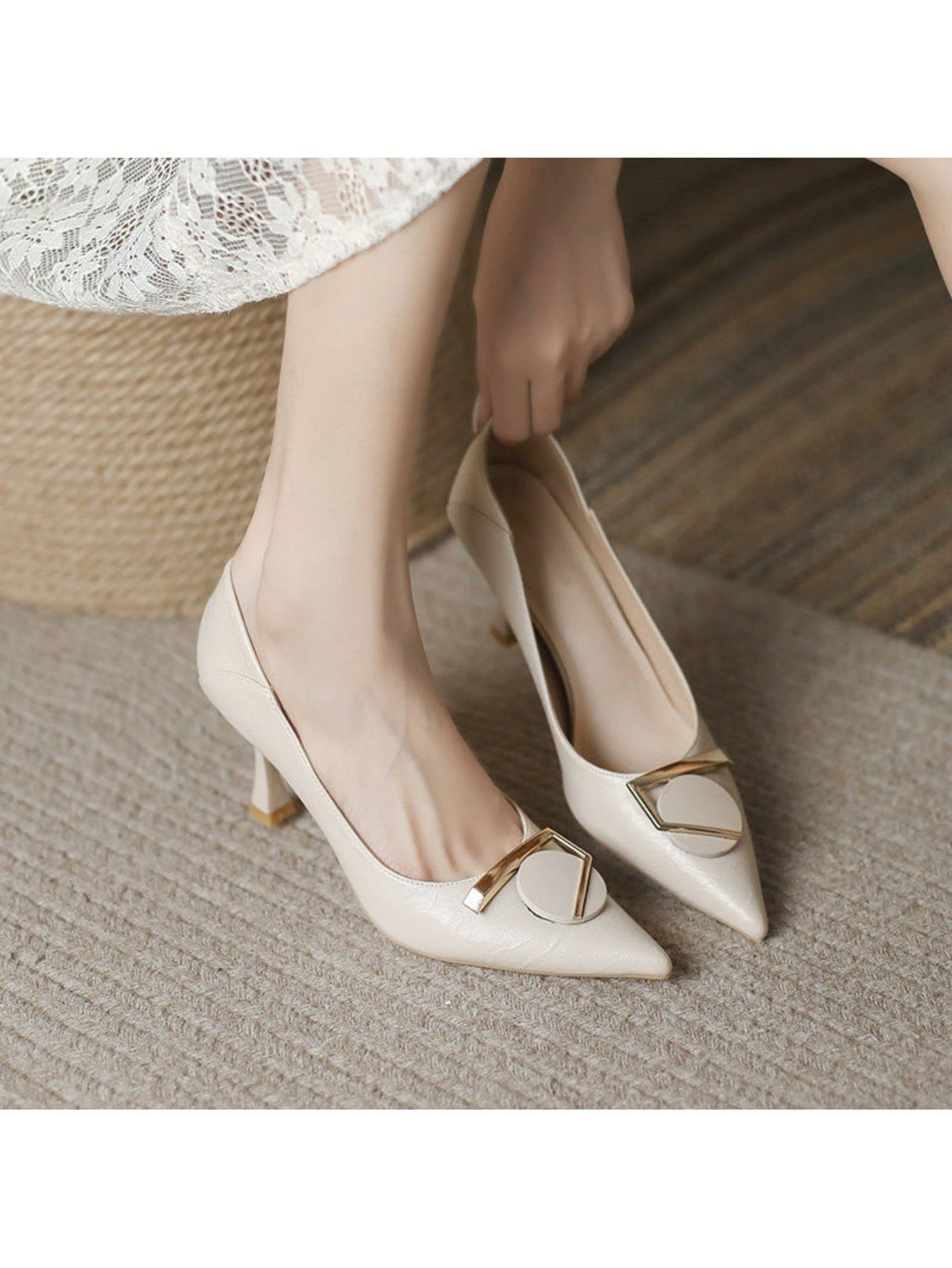 Liber Spring and Autumn Square Buckle Women's High Heels