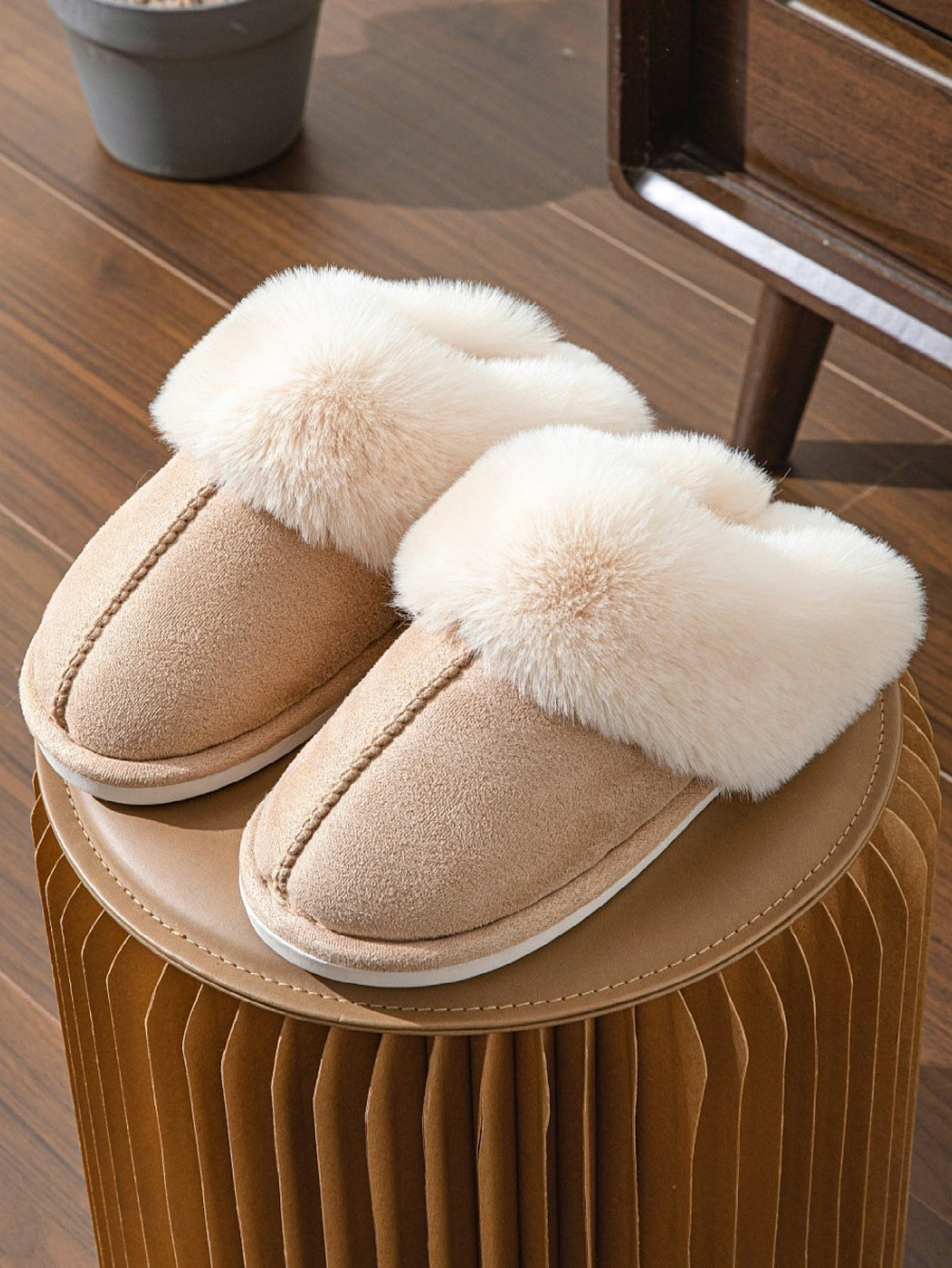 Solid Color Plush Slippers